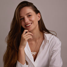 Load image into Gallery viewer, DRAGONFLY pendant